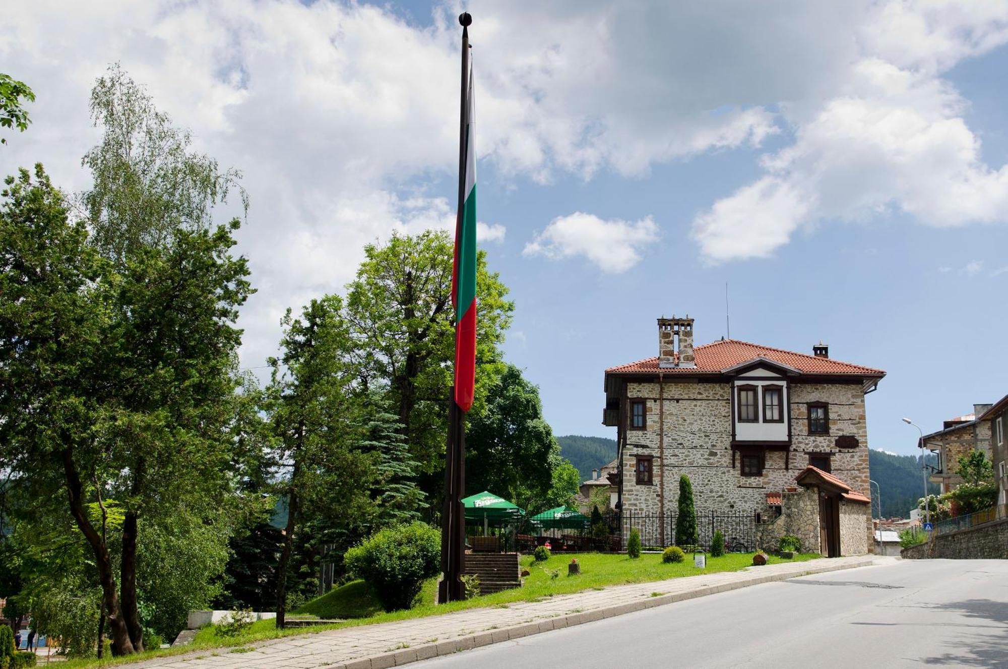 Готель Petko Takov'S House Смолян Екстер'єр фото